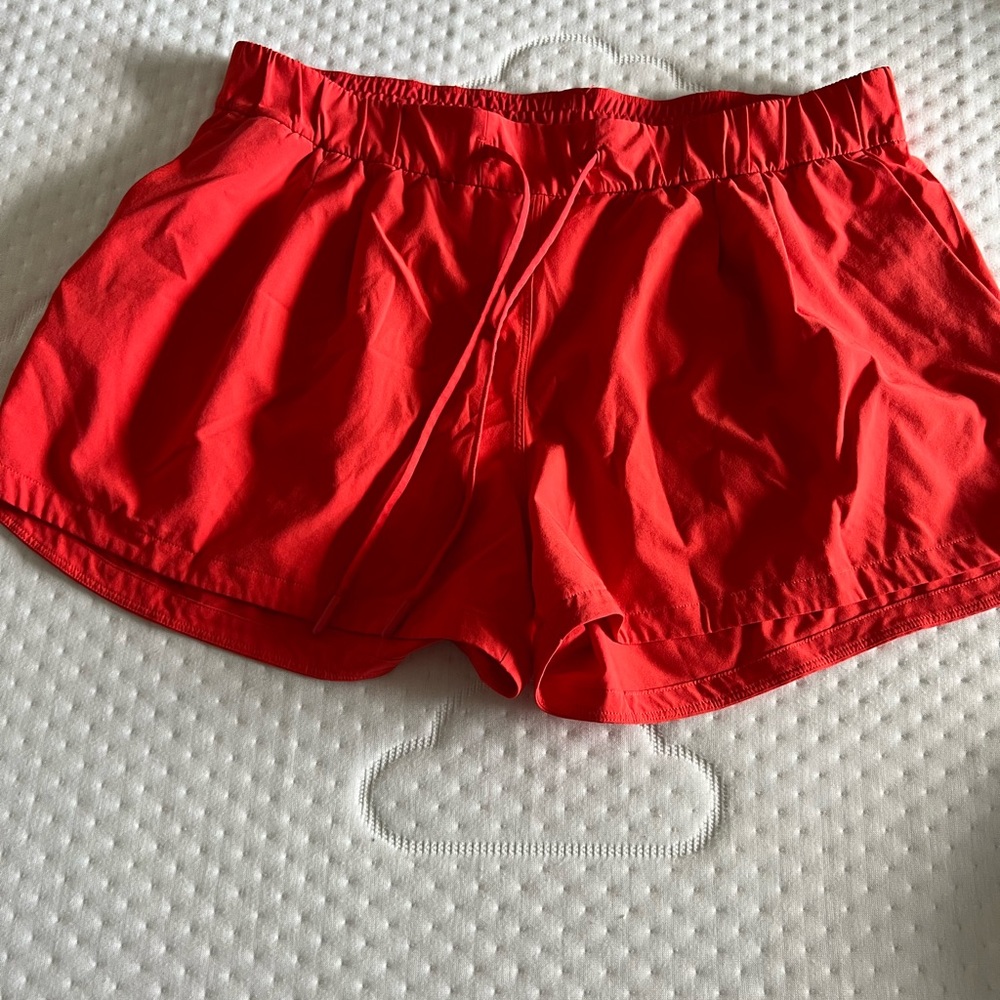 Lululemon Shorts size 10 EUC